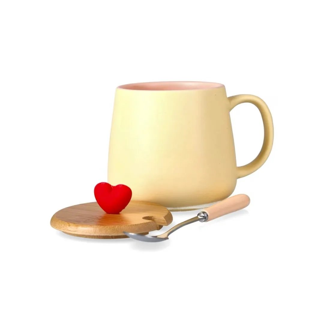 Mug con cucchiaino e coperchio Heart Yellow 2